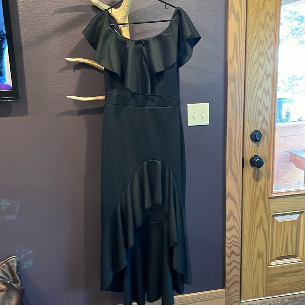 Venus off the shoulder high low dress black size medium.